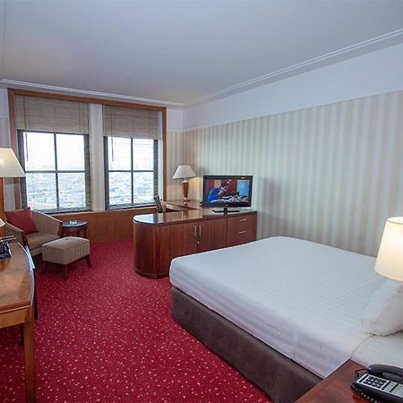 Redtop Hotel & Convention Center Jakarta Exterior foto