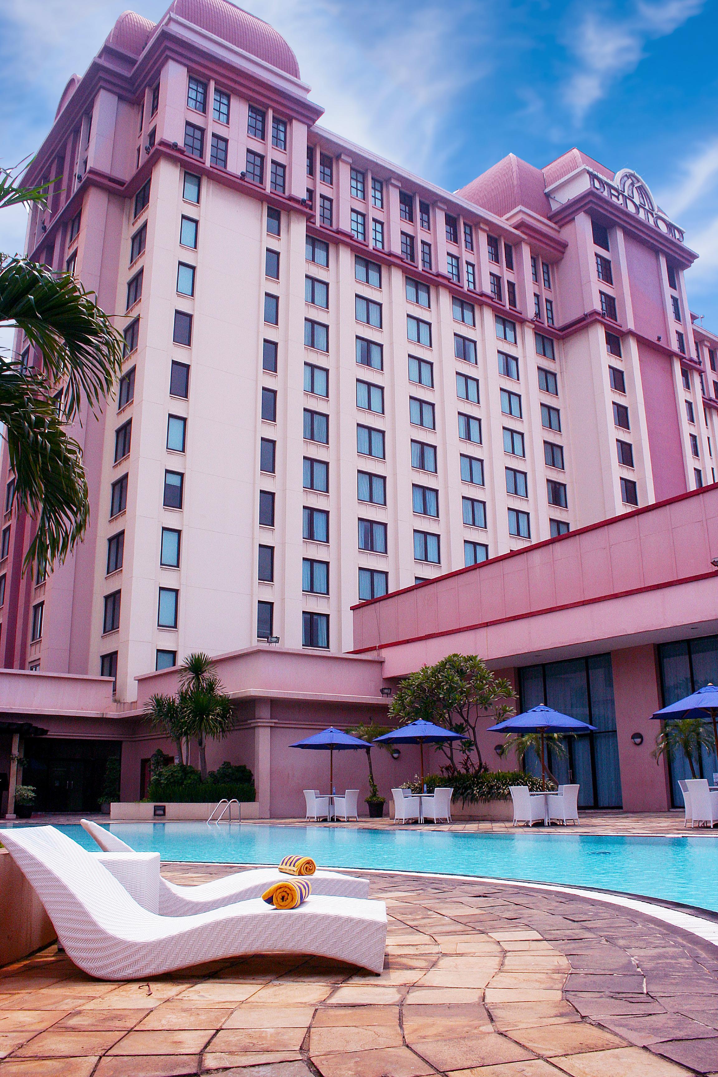 Redtop Hotel & Convention Center Jakarta Exterior foto